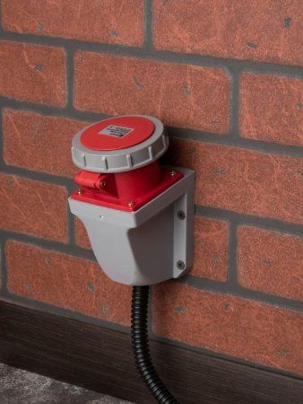 Розетка стационарная наружная 1152 3Р+РЕ+N 16А 380В IP67 EKF PROxima | ps-1152-16-380 | EKF — фото
